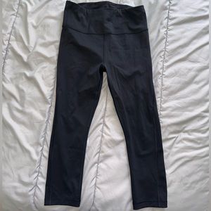 Athleta pocket capri legging